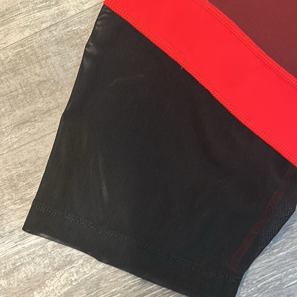 BNWT! SECNDNTURE Women’s Red/Black Long Biker Compression Shorts ❤️🖤 - Picture 7 of 7